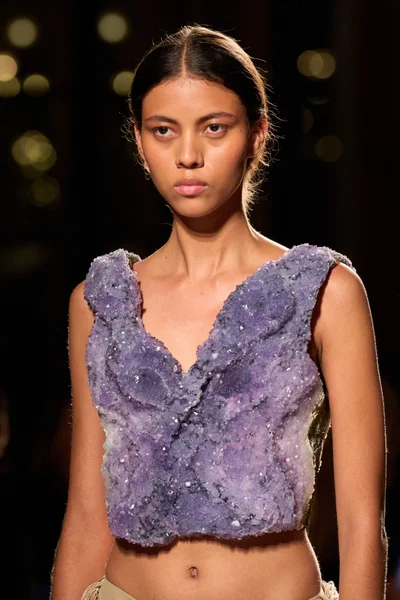 Look 106